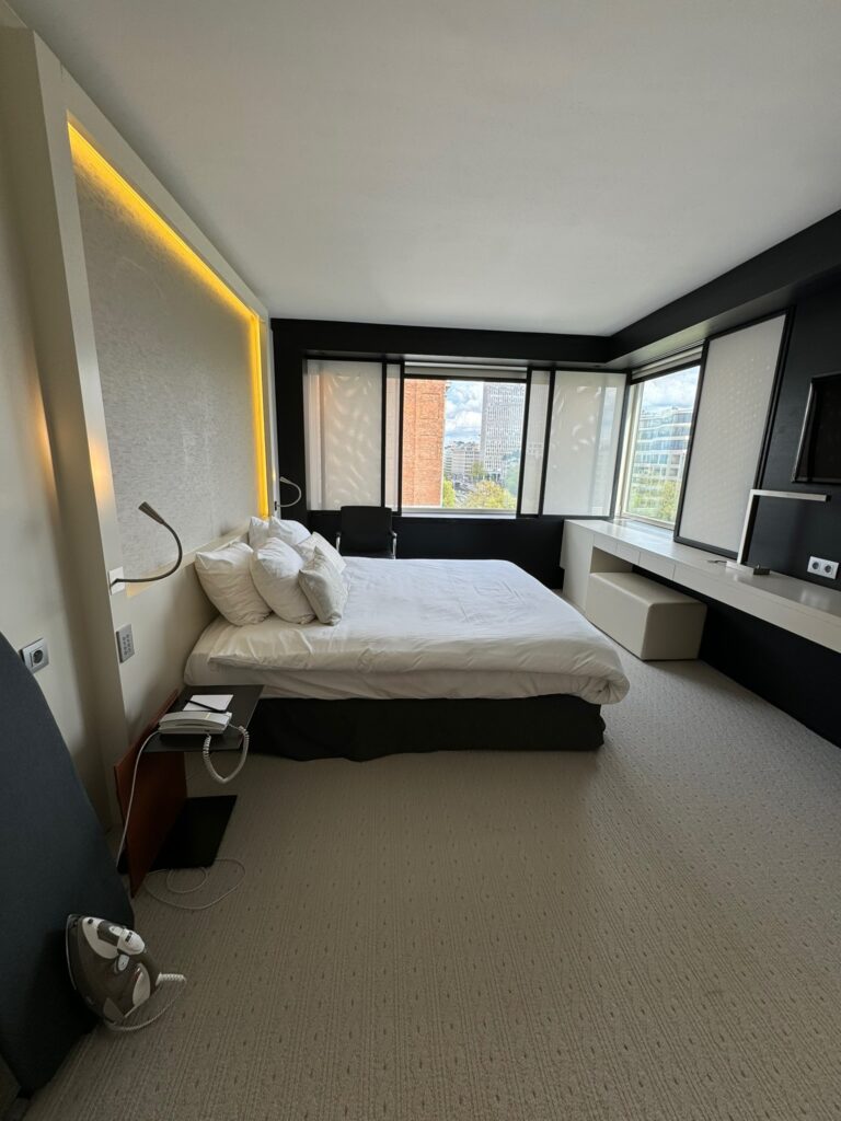 Hôtel à Bruxelles — Chambres & salles de bain · Bruxelles